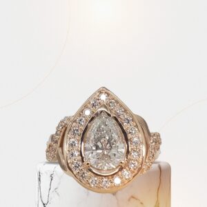 ROSE PEARL HALO RING